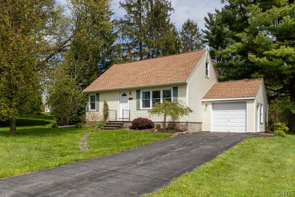 Photo 1 of 40 — 3772 Judy Drive, Onondaga, NY 13215