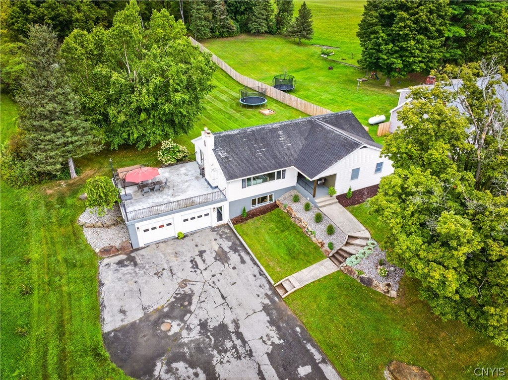 7829 Humphrey Road