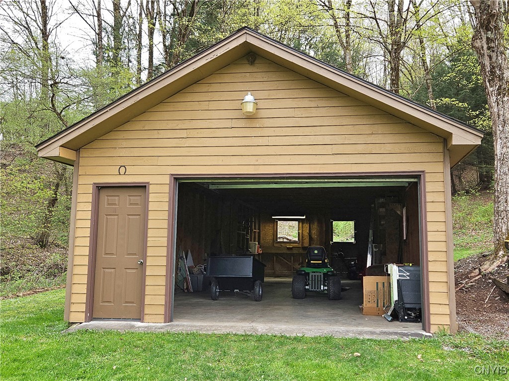 4018 W Cheningo Road, Truxton, New York image 6