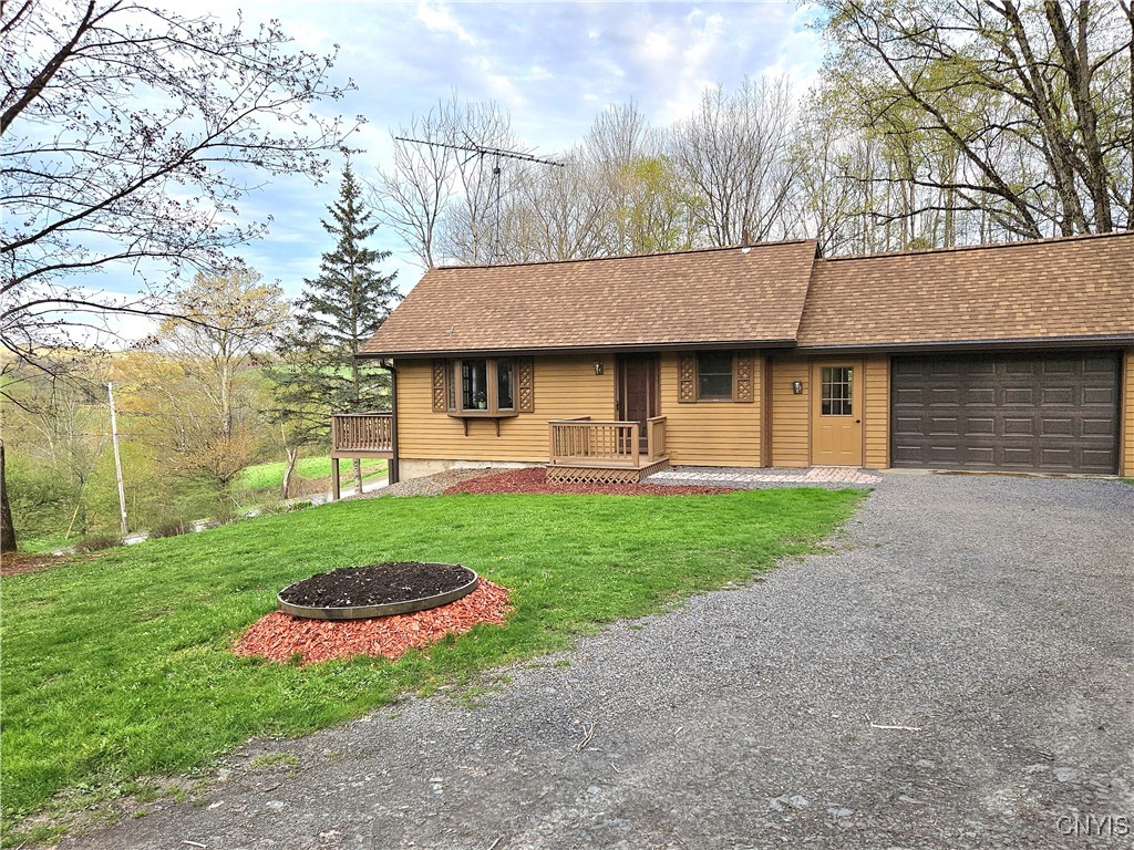 4018 W Cheningo Road, Truxton, New York image 2