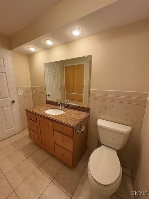 Tiny photo for 215 Locksley Road, Syracuse, NY 13224 (MLS # S1654855)