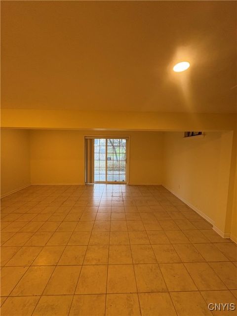 Tiny photo for 215 Locksley Road, Syracuse, NY 13224 (MLS # S1654855)