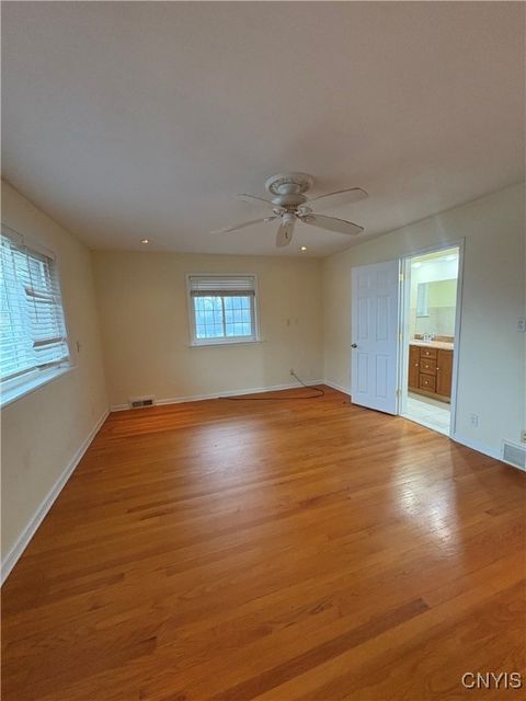 Tiny photo for 215 Locksley Road, Syracuse, NY 13224 (MLS # S1654855)