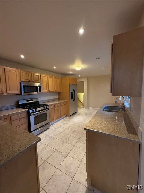 Tiny photo for 215 Locksley Road, Syracuse, NY 13224 (MLS # S1654855)