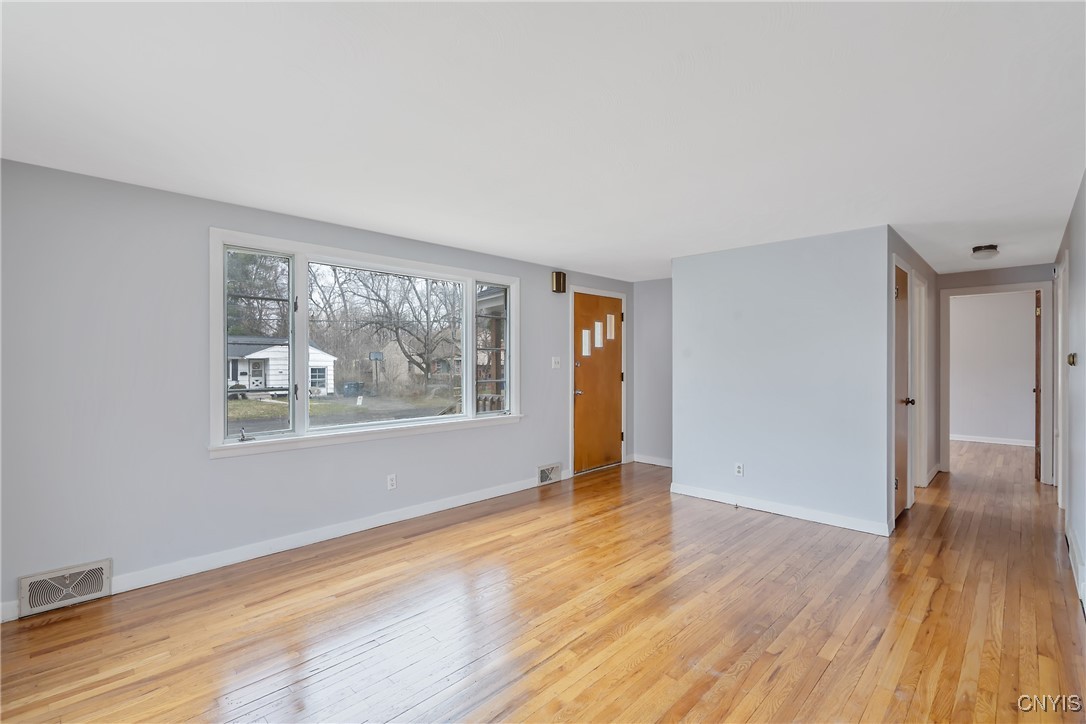 125 Saint Louis Avenue, Syracuse, New York image 5