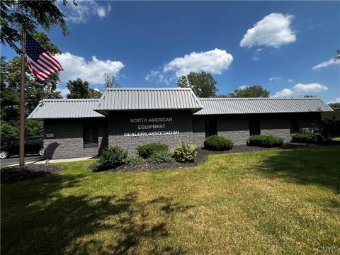 Photo for 128 Metropolitan Park Drive
