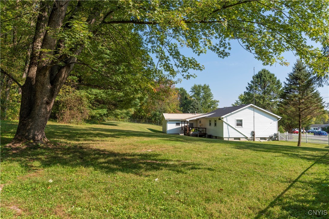 527 Dexter Drive, Utica, New York image 16