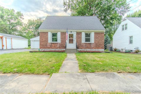 Photo for 316 Iroquois Avenue W