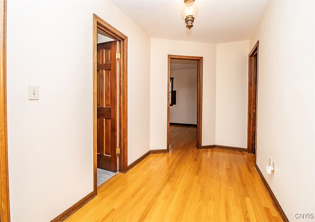 8395 Woodbox Road, Manlius, New York image 25