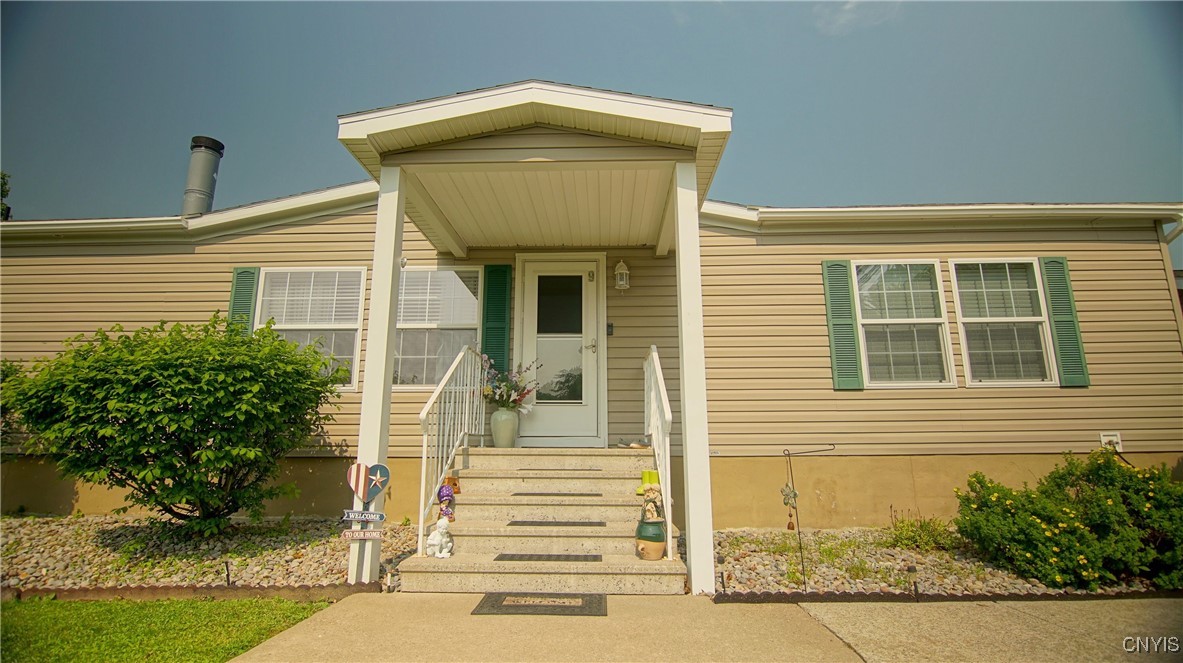 9 Sunrise Blvd E