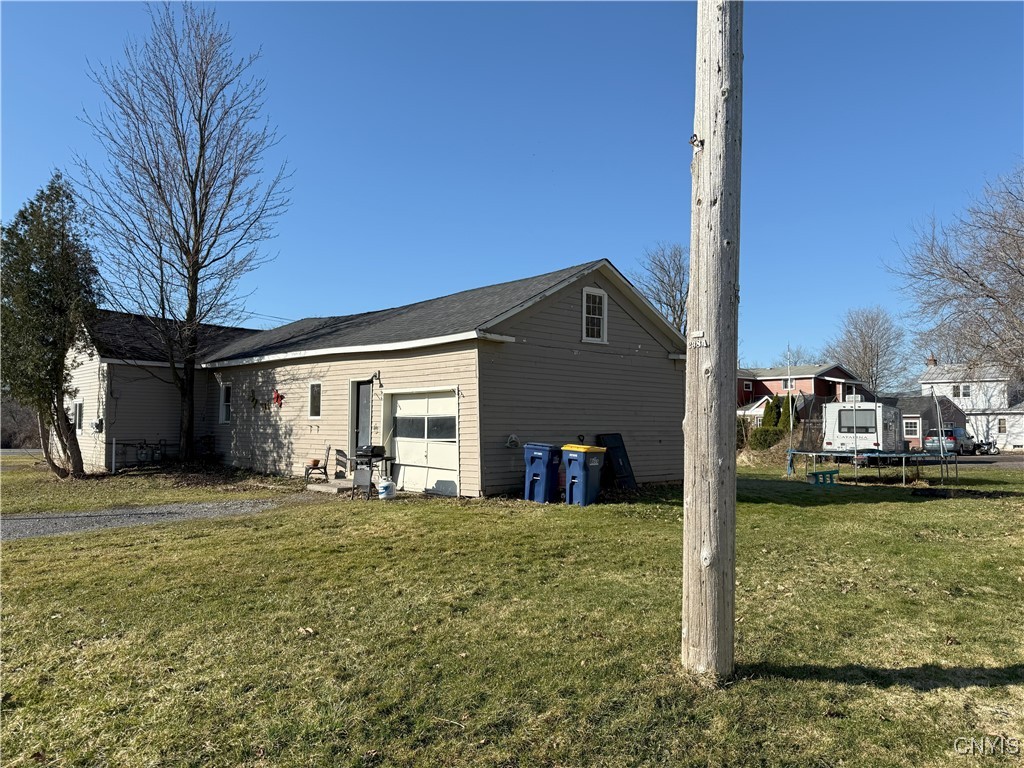 3013 Seneca