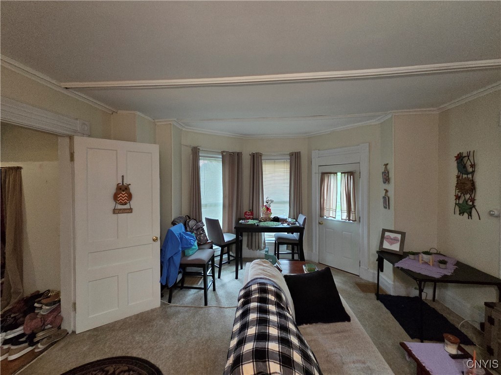 Watertown-City, New York 13601, United States, 6 Bedrooms Bedrooms, ,4 BathroomsBathrooms,Residential,Pending,139796