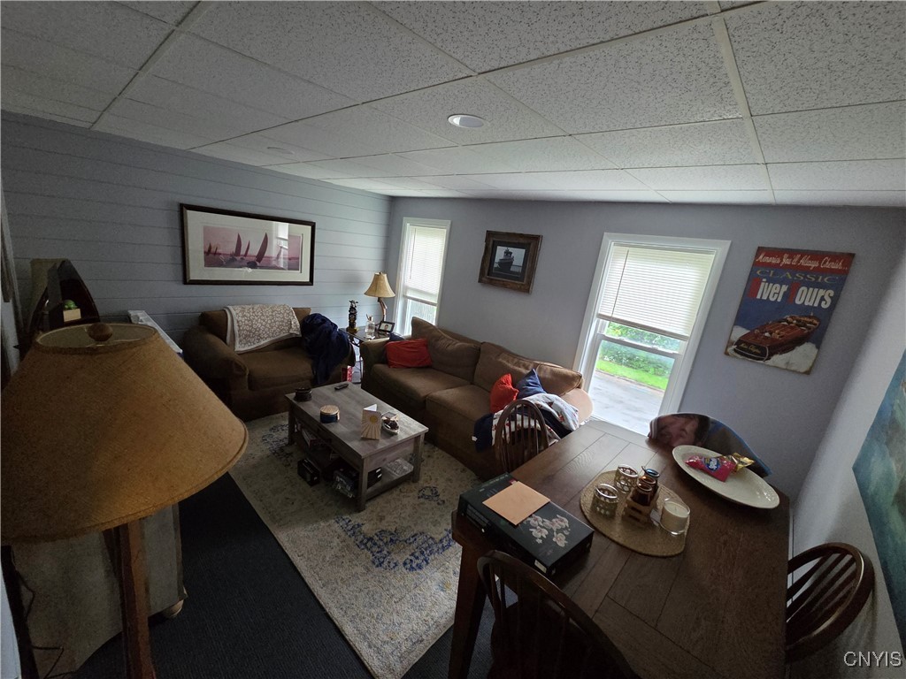 Watertown-City, New York 13601, United States, 6 Bedrooms Bedrooms, ,4 BathroomsBathrooms,Residential,Pending,139796