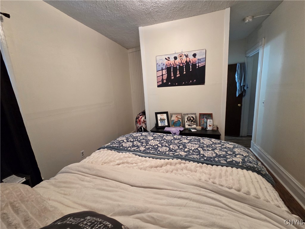 Watertown-City, New York 13601, United States, 6 Bedrooms Bedrooms, ,4 BathroomsBathrooms,Residential,Pending,139796