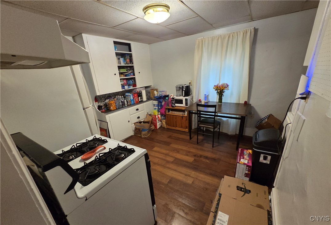 Watertown-City, New York 13601, United States, 6 Bedrooms Bedrooms, ,4 BathroomsBathrooms,Residential,Pending,139796