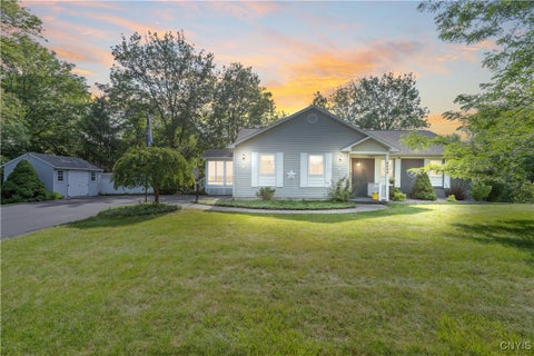Photo for 4248 Peach Blossom Avenue
