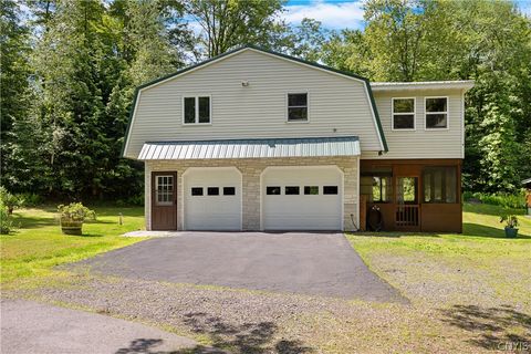 Homes For Sale - 181 County Route 11<br/> West Monroe, NY 13167