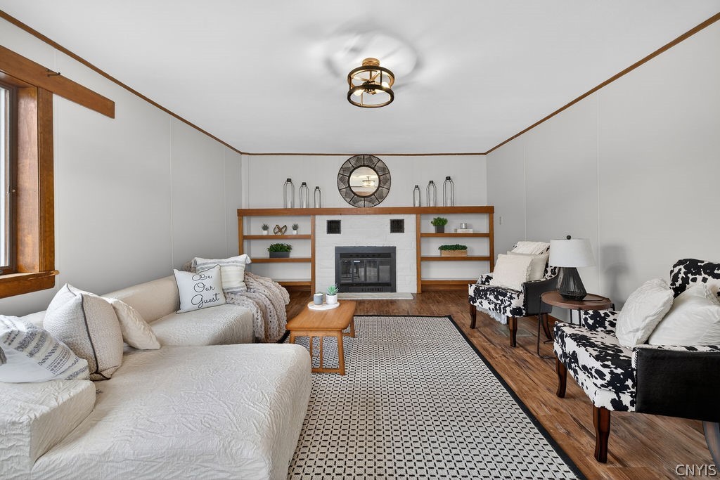 19 Hazelhurst Avenue