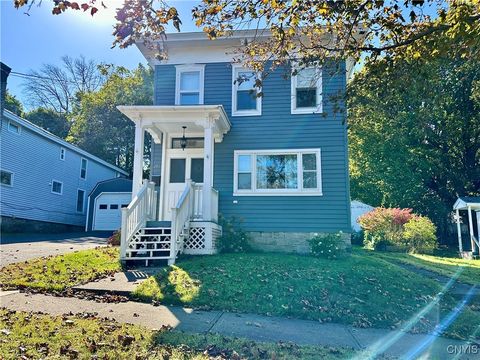 Homes For Sale - 286 W 7th Street<br/> Oswego County, Oswego, NY 13126