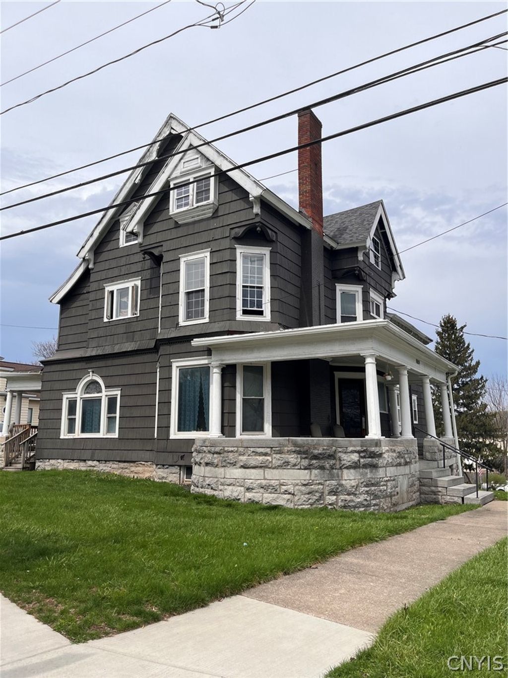 Photo of 1624 W Genesee Street, Syracuse, NY 13204 (MLS # S1674478)