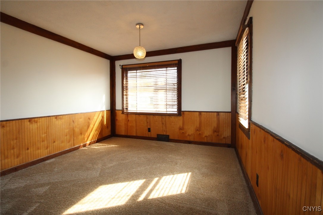 206 Helen Street, Clay, New York image 10