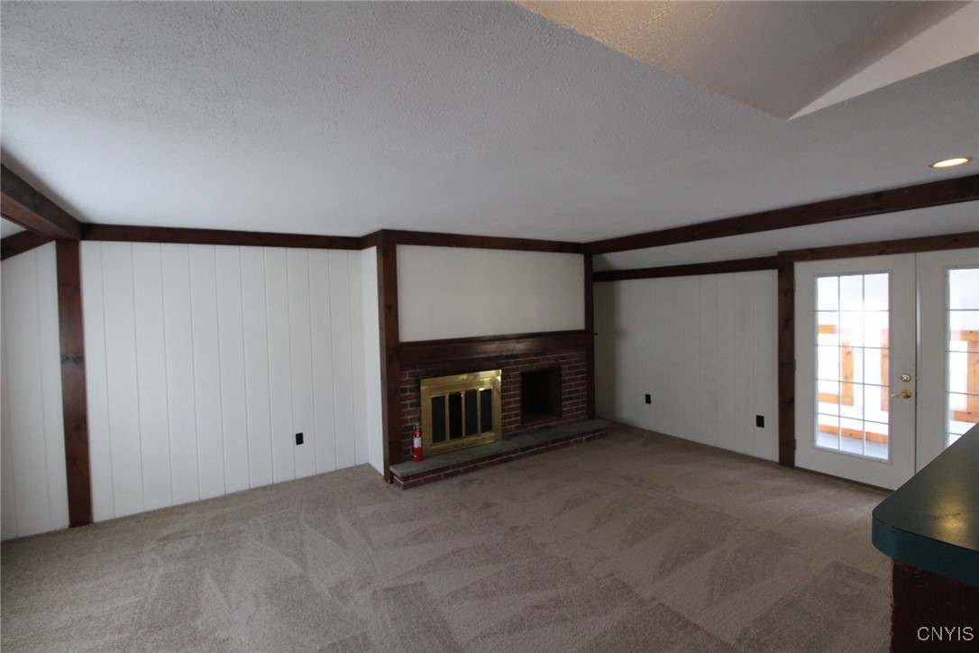 206 Helen Street, Clay, New York image 26