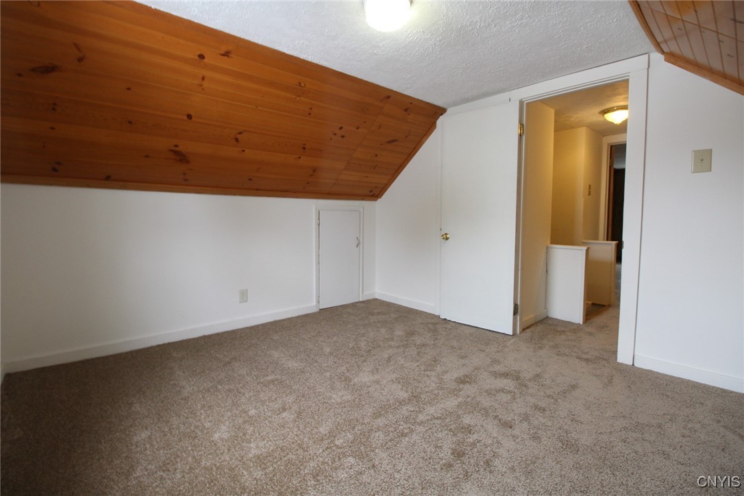 206 Helen Street, Clay, New York image 34