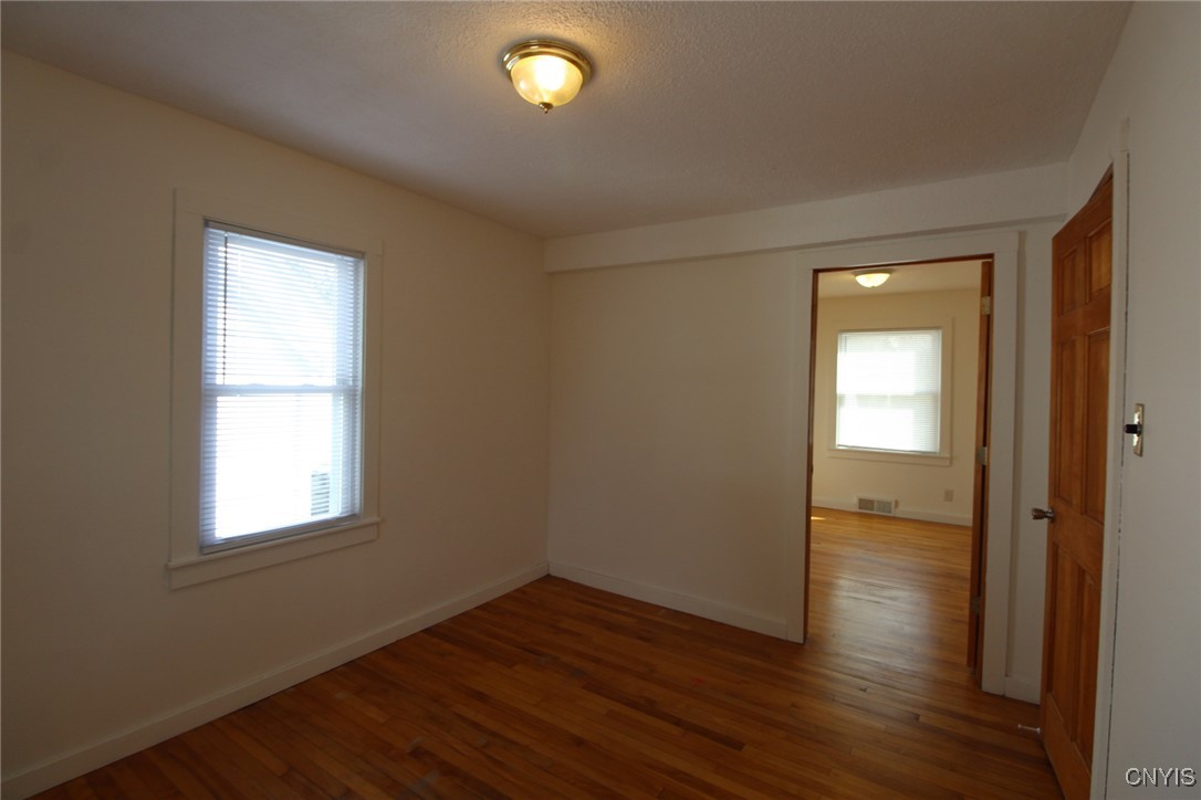 206 Helen Street, Clay, New York image 20
