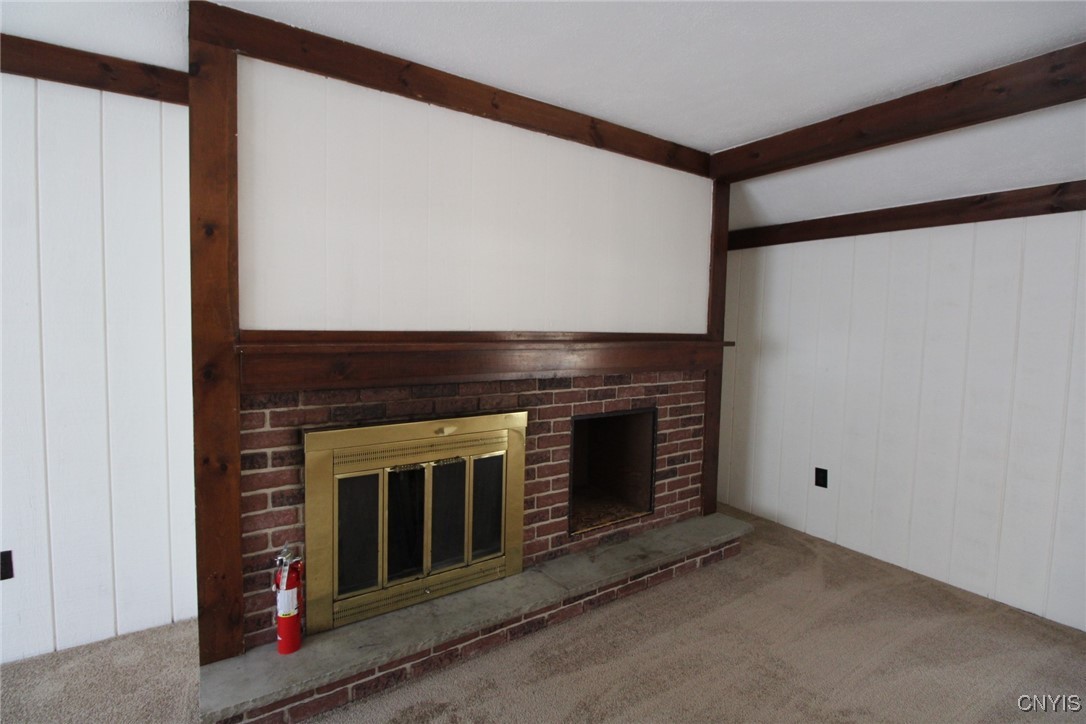 206 Helen Street, Clay, New York image 25