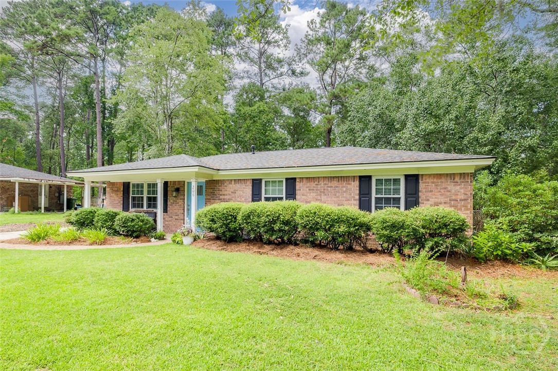 206 Pinecrest Place