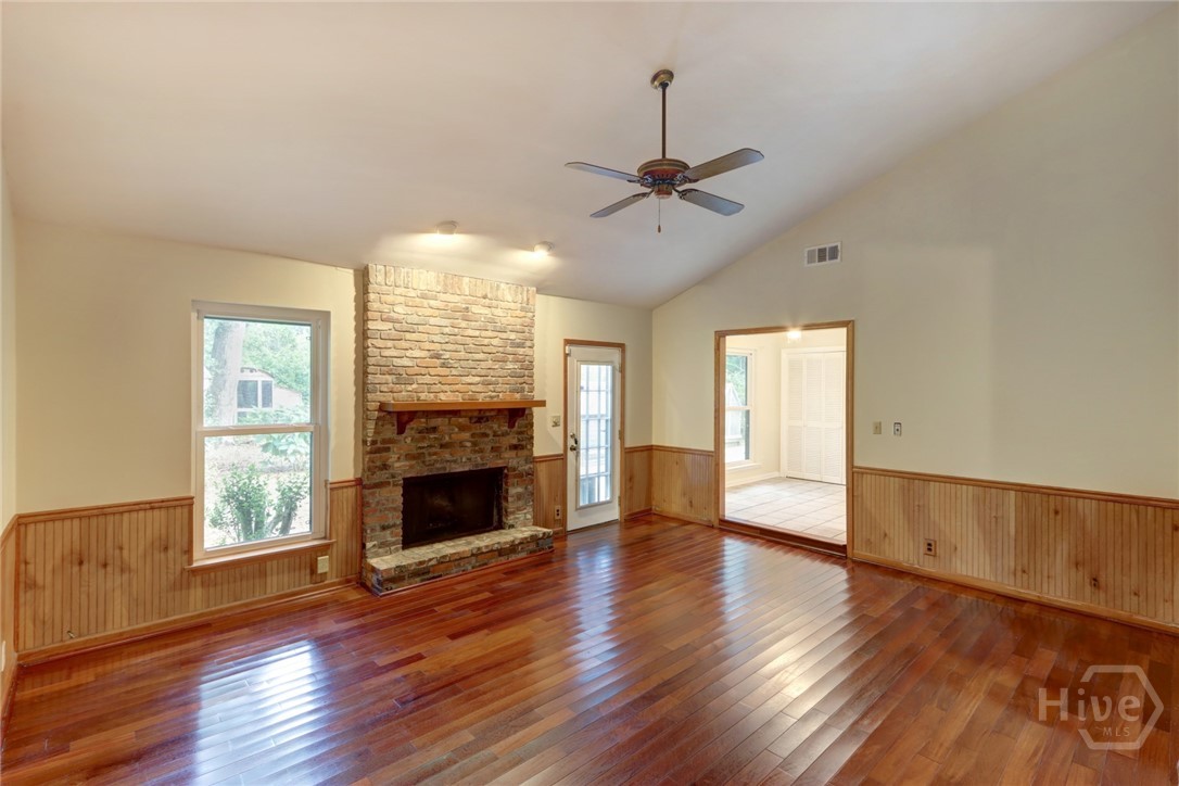 106 Stonewall Drive