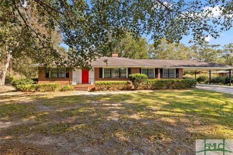 A home in Glennville