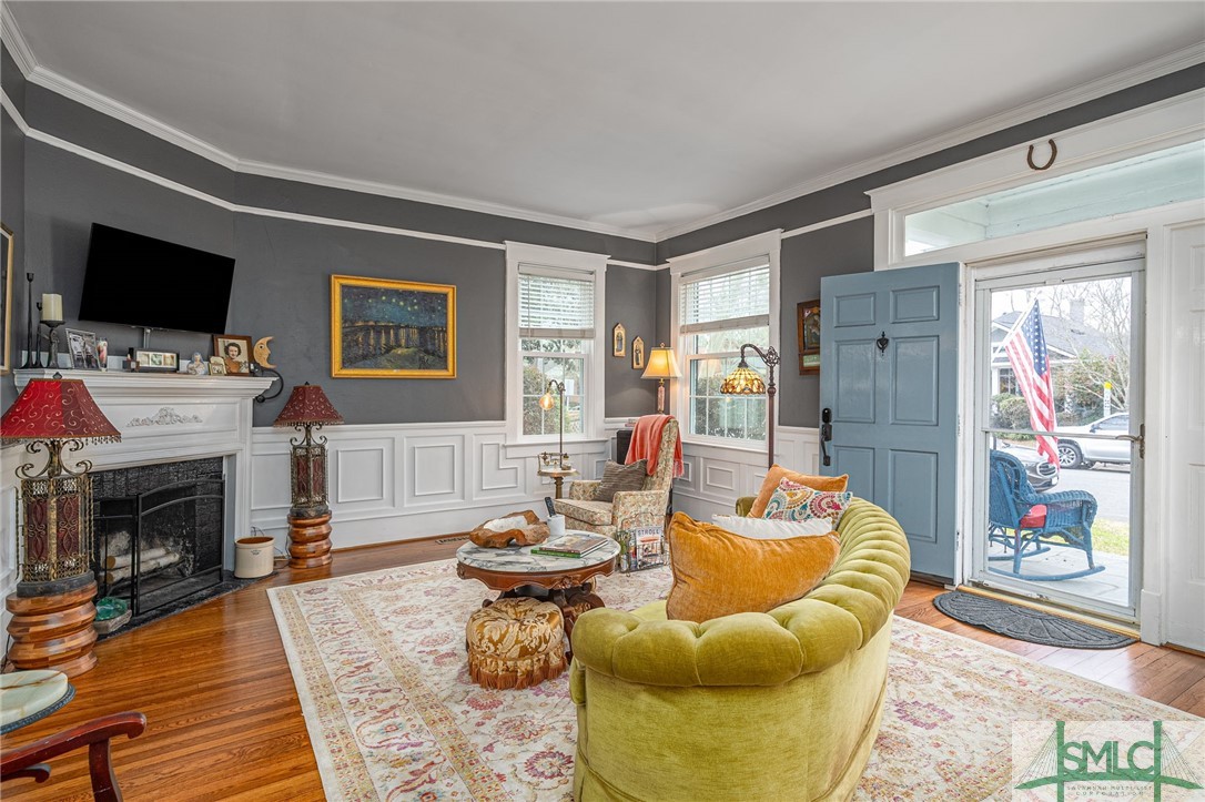 202 E 49th Street