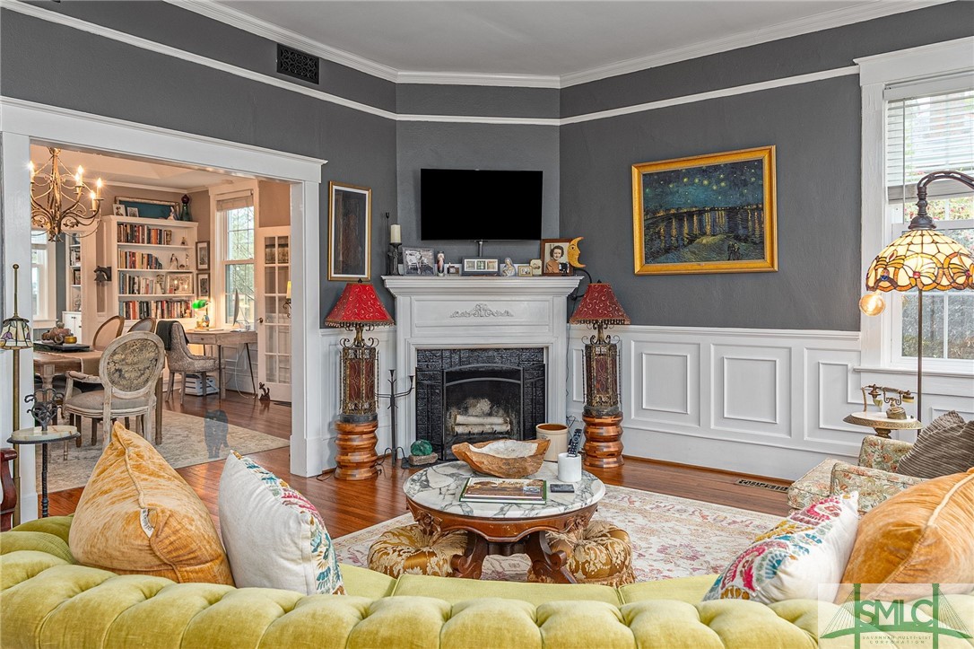 202 E 49th Street