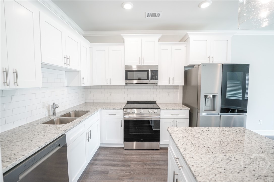 70 Stafford Loop