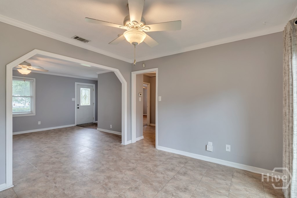 319 Tanglewood Road