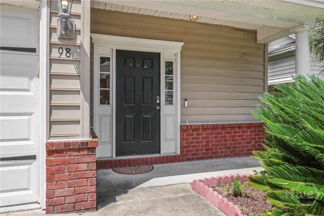 98 Peregrine Circle