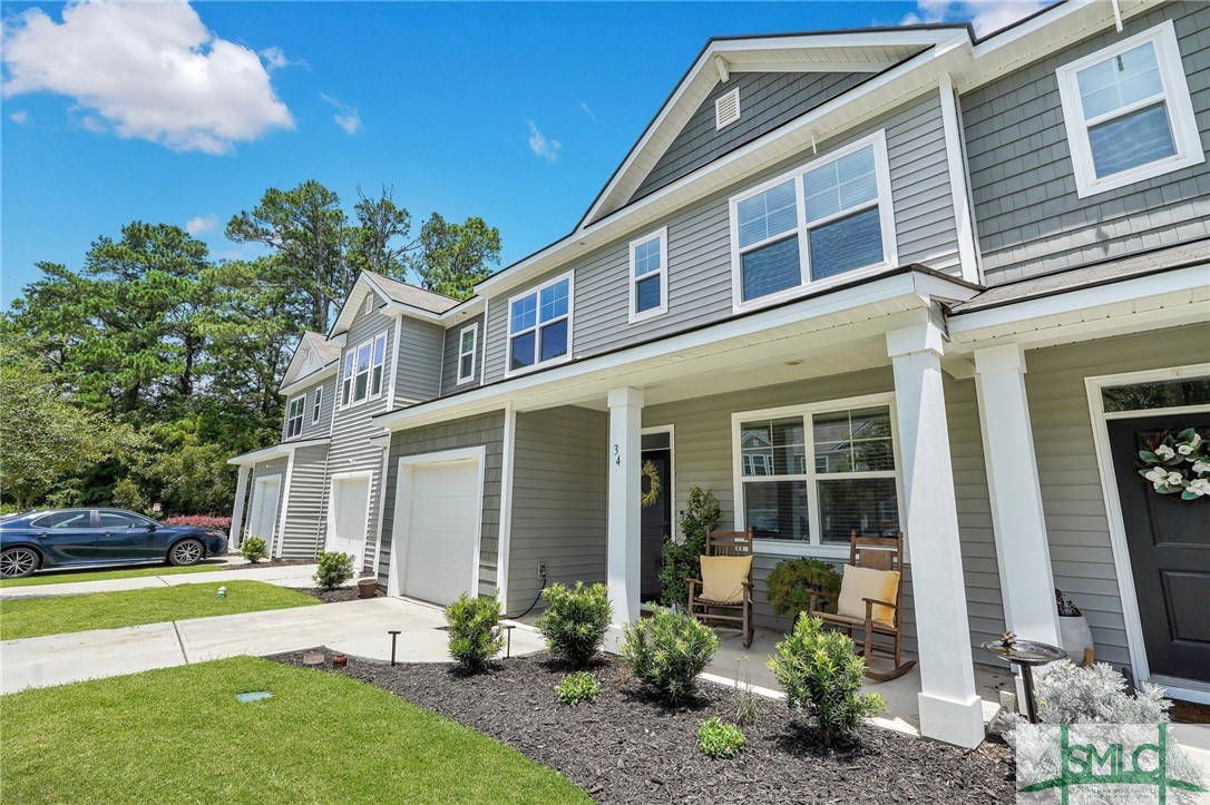 Photo 23 of 30 of 34 Villas Of Garrard Drive townhome