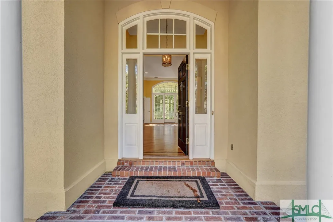 Savannah, Georgia 31411, United States, 4 Bedrooms Bedrooms, ,5 BathroomsBathrooms,Residential,Pending,23206