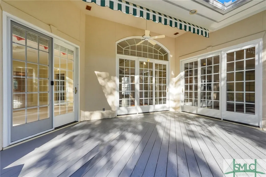 Savannah, Georgia 31411, United States, 4 Bedrooms Bedrooms, ,5 BathroomsBathrooms,Residential,Pending,23206