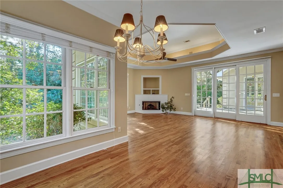 Savannah, Georgia 31411, United States, 4 Bedrooms Bedrooms, ,5 BathroomsBathrooms,Residential,Pending,23206