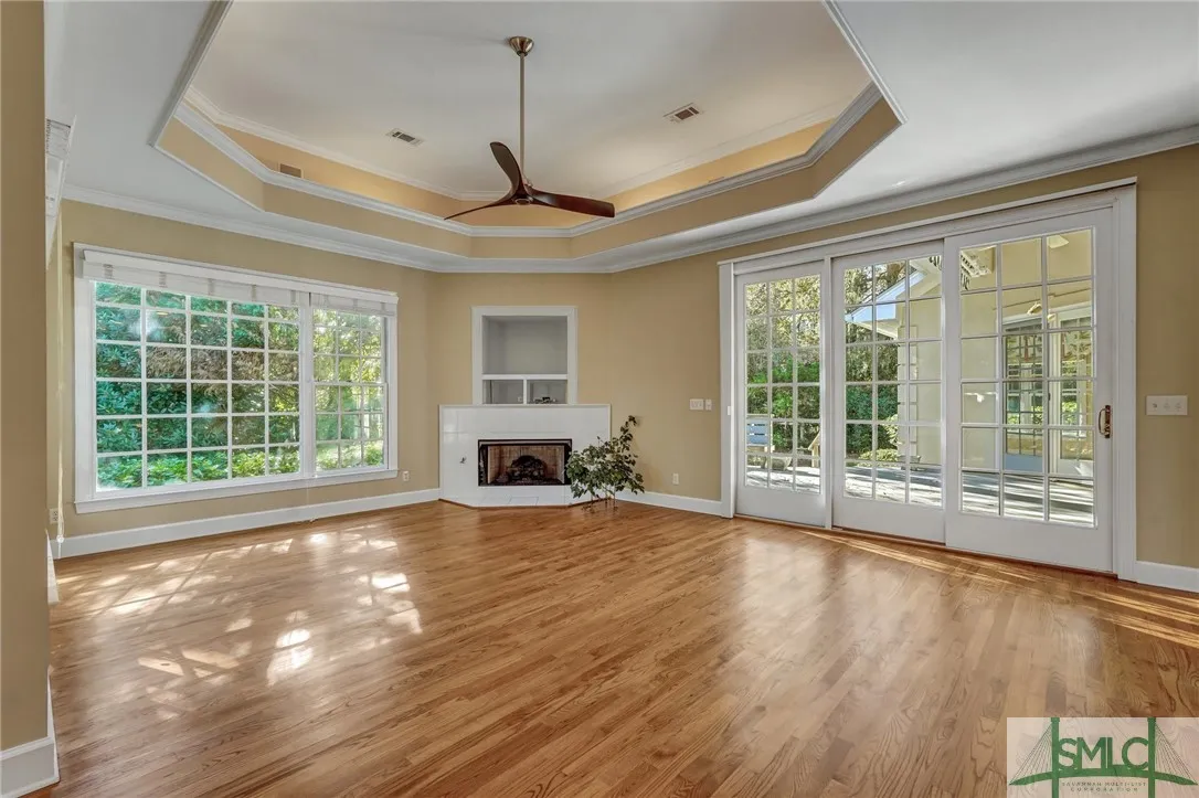 Savannah, Georgia 31411, United States, 4 Bedrooms Bedrooms, ,5 BathroomsBathrooms,Residential,Pending,23206