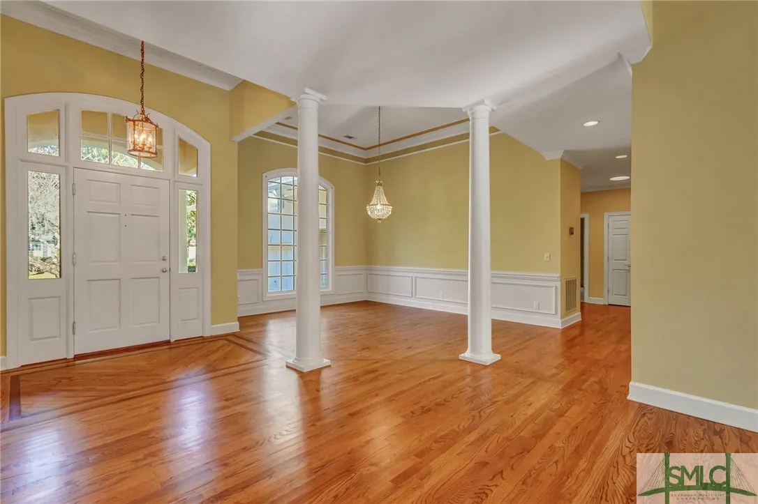 Savannah, Georgia 31411, United States, 4 Bedrooms Bedrooms, ,5 BathroomsBathrooms,Residential,Pending,23206