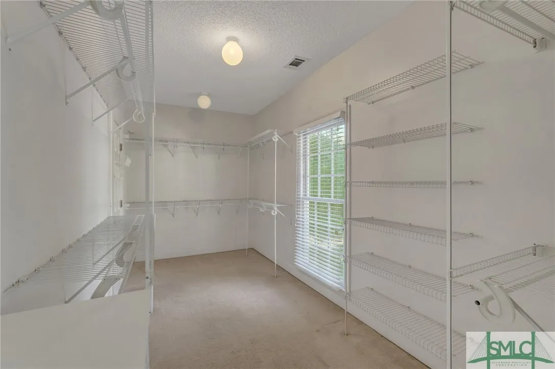 Savannah, Georgia 31411, United States, 4 Bedrooms Bedrooms, ,5 BathroomsBathrooms,Residential,Pending,23206