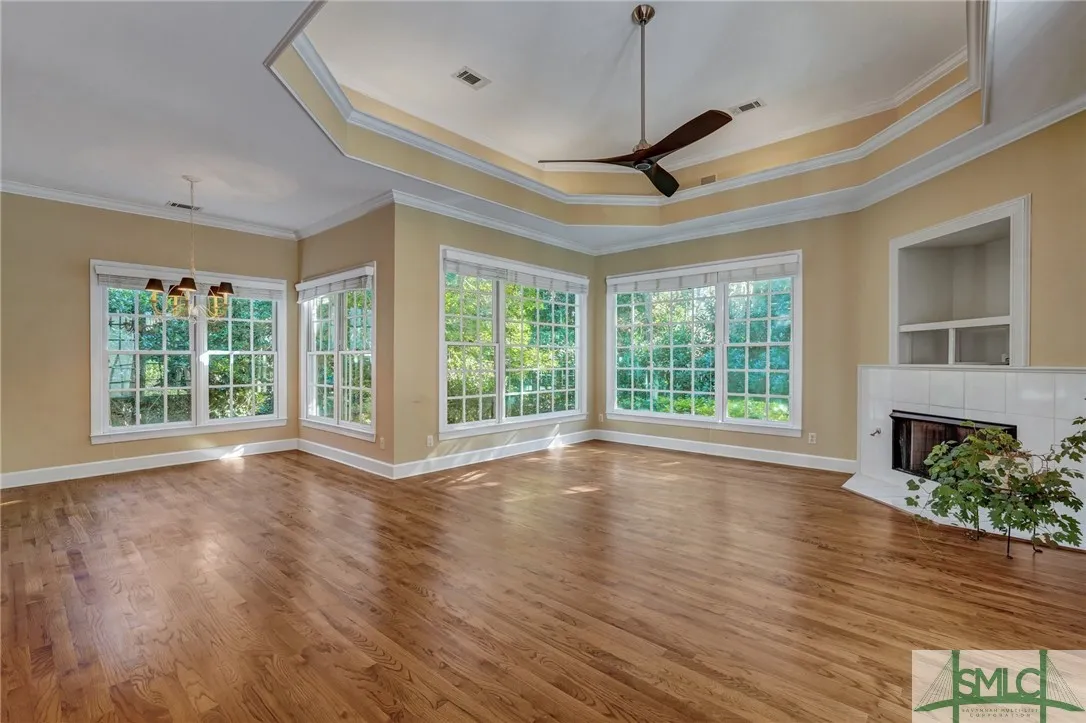 Savannah, Georgia 31411, United States, 4 Bedrooms Bedrooms, ,5 BathroomsBathrooms,Residential,Pending,23206