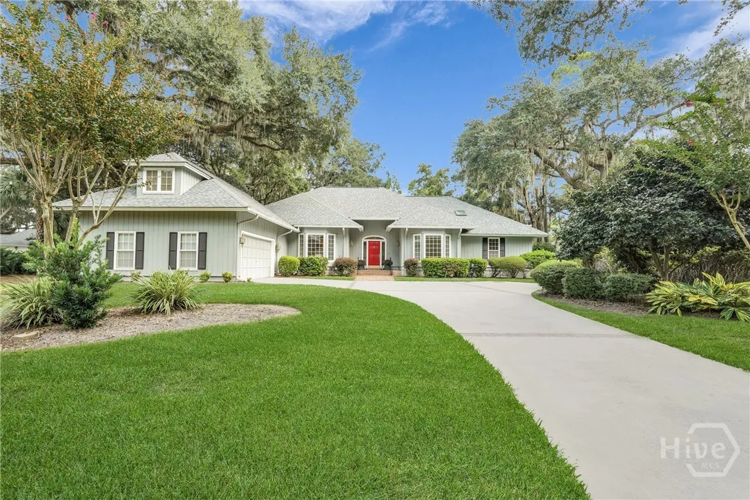 Savannah, Georgia 31411, United States, 4 Bedrooms Bedrooms, ,4 BathroomsBathrooms,Residential,Pending,215915