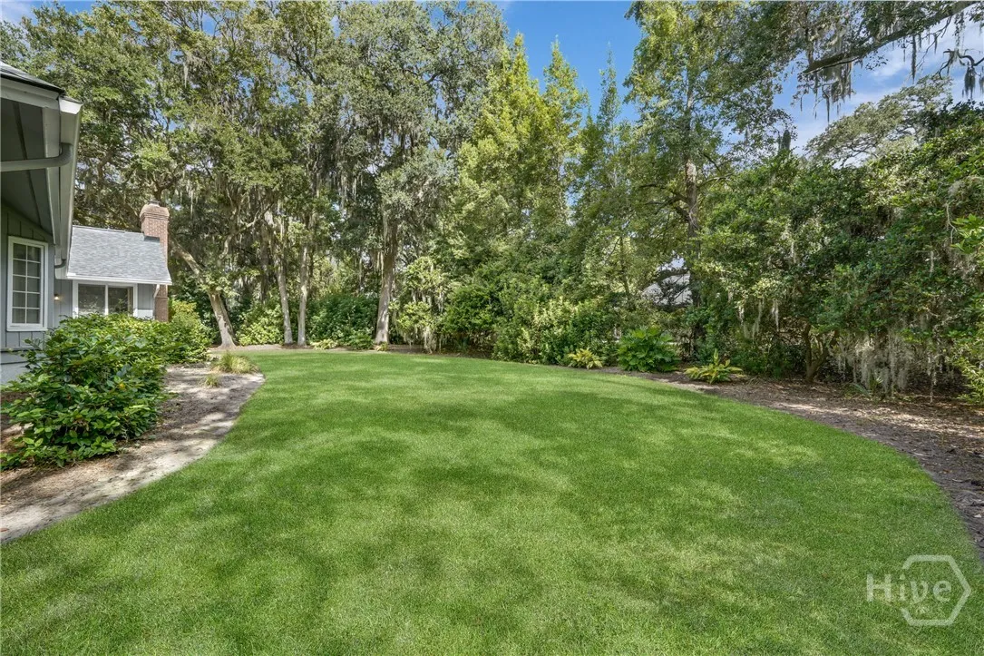 Savannah, Georgia 31411, United States, 4 Bedrooms Bedrooms, ,4 BathroomsBathrooms,Residential,Pending,215915