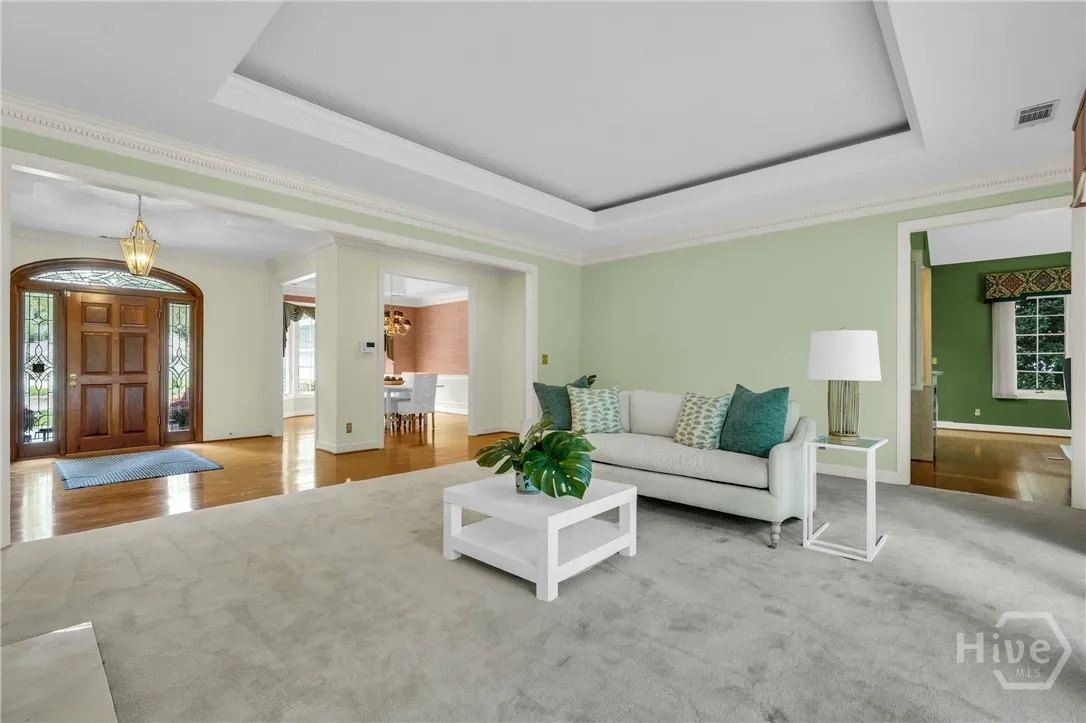 Savannah, Georgia 31411, United States, 4 Bedrooms Bedrooms, ,4 BathroomsBathrooms,Residential,Pending,215915