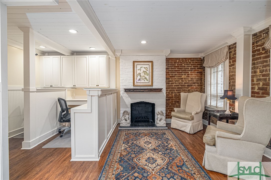 117-121 W Gordon Street