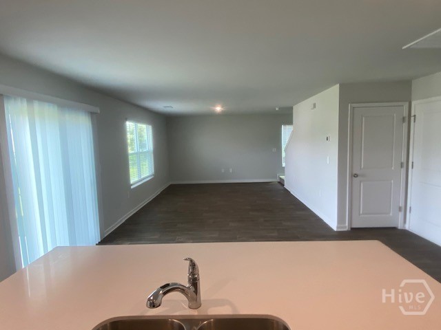 411 Seabreeze Drive